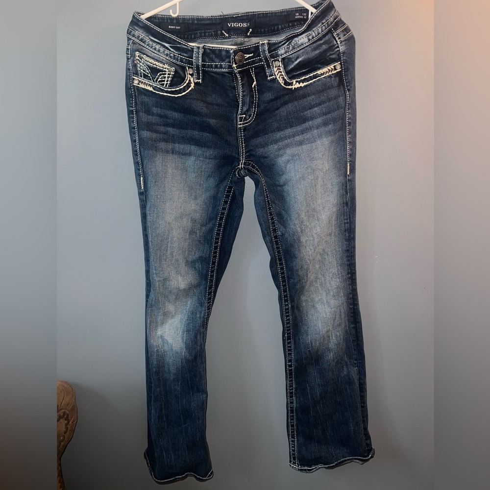 Women’s Vigoss boot cut jeans, Size 8, 32 Length